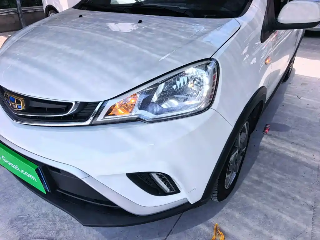 Geely Vision X1 — миниатюра 24