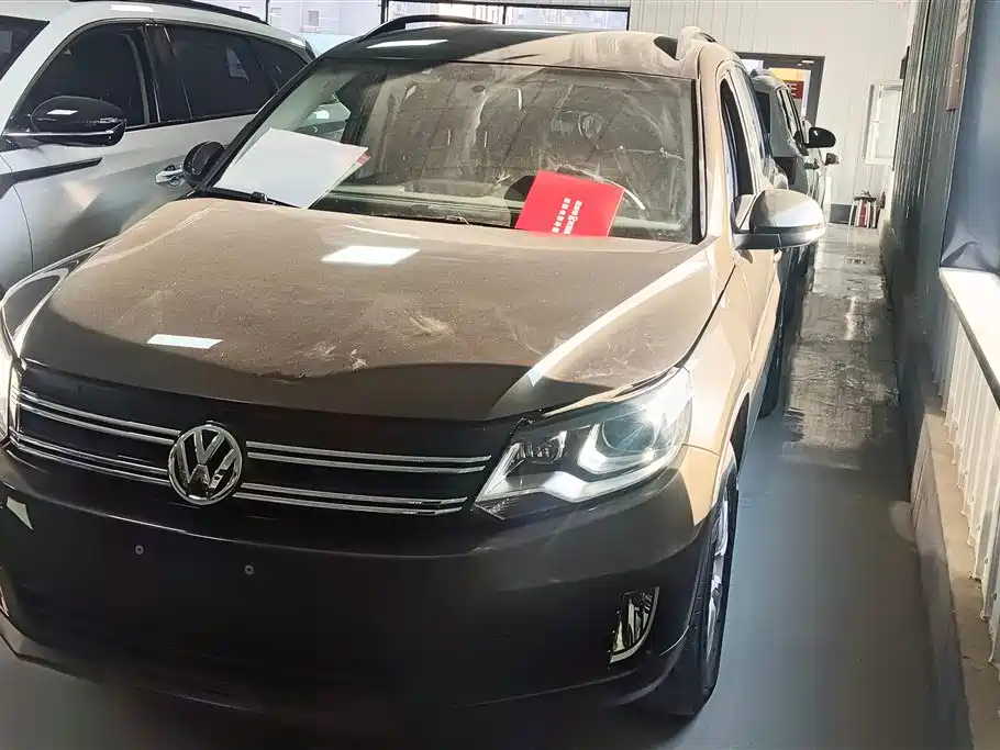 Volkswagen Tiguan 2015