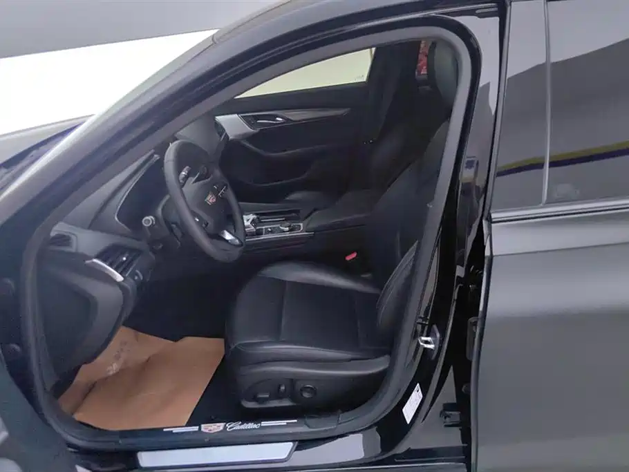 Cadillac CT5 2023 28T Luxury ( Standard )