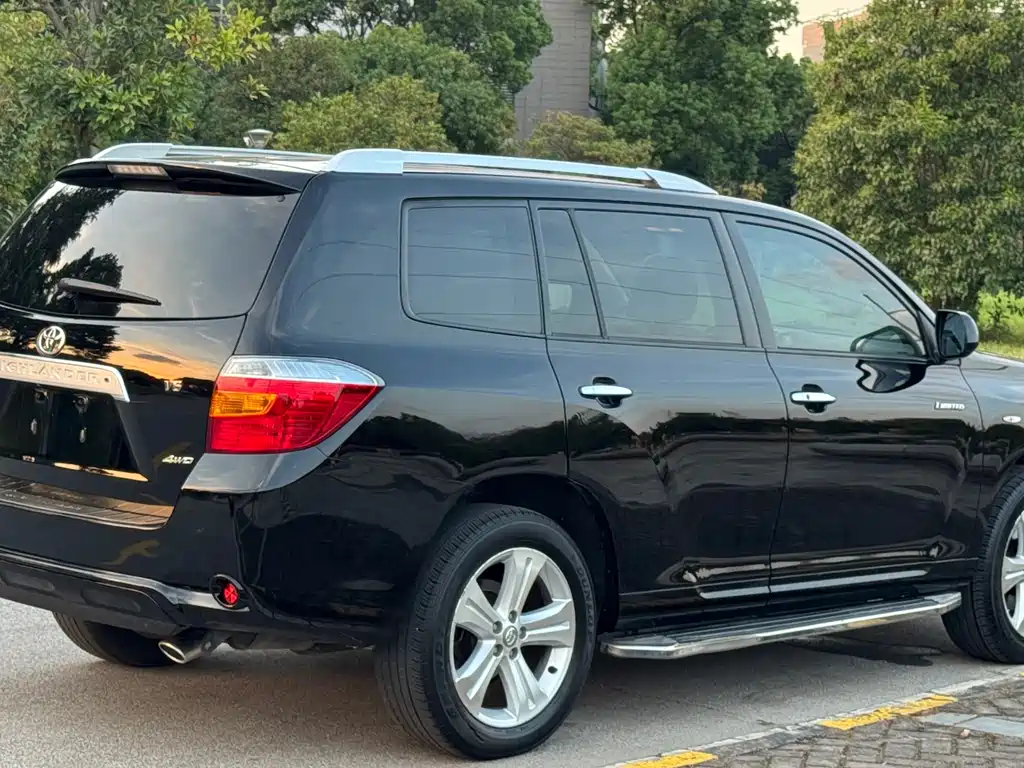 Toyota Highlander — миниатюра 5