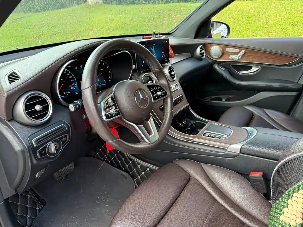 Mercedes-Benz GLC 2020 GLC 300 L 4MATIC Luxury