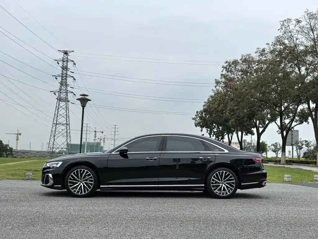 Audi A8 — миниатюра 18