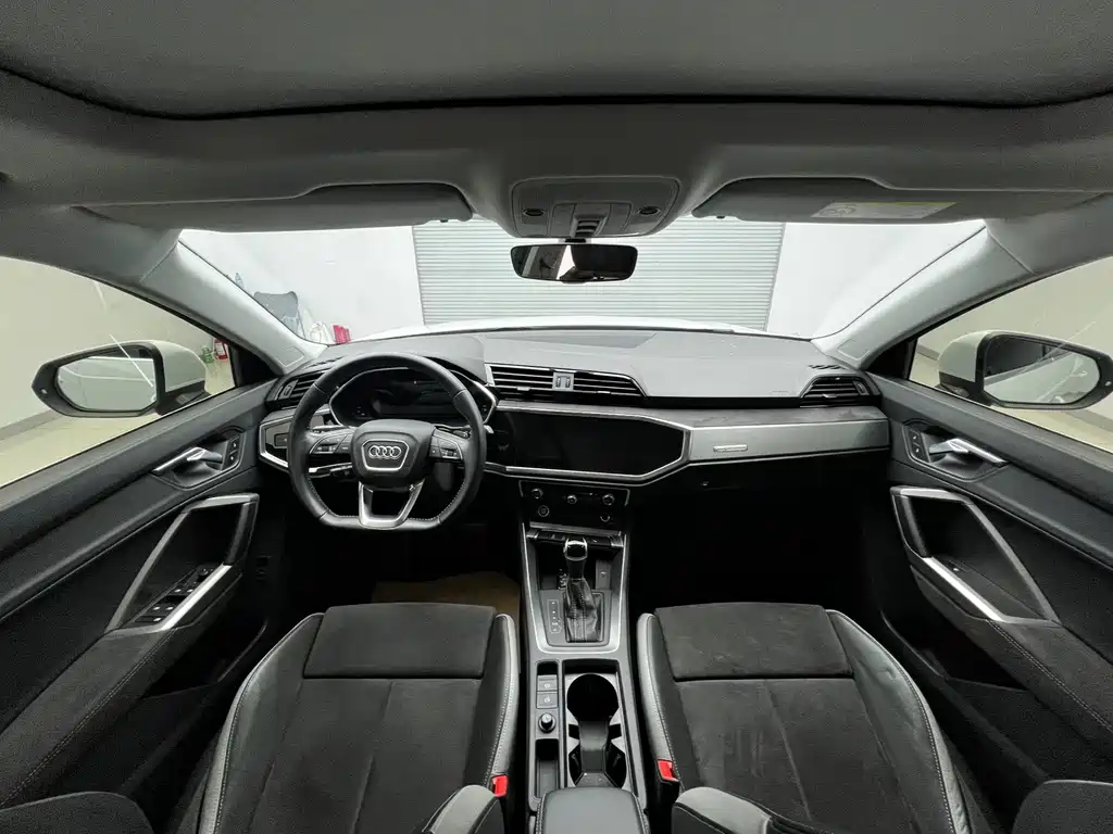 Audi Q3 — миниатюра 7