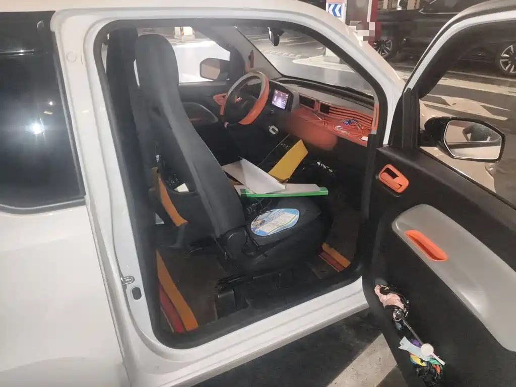 Wuling MINIEV — миниатюра 17