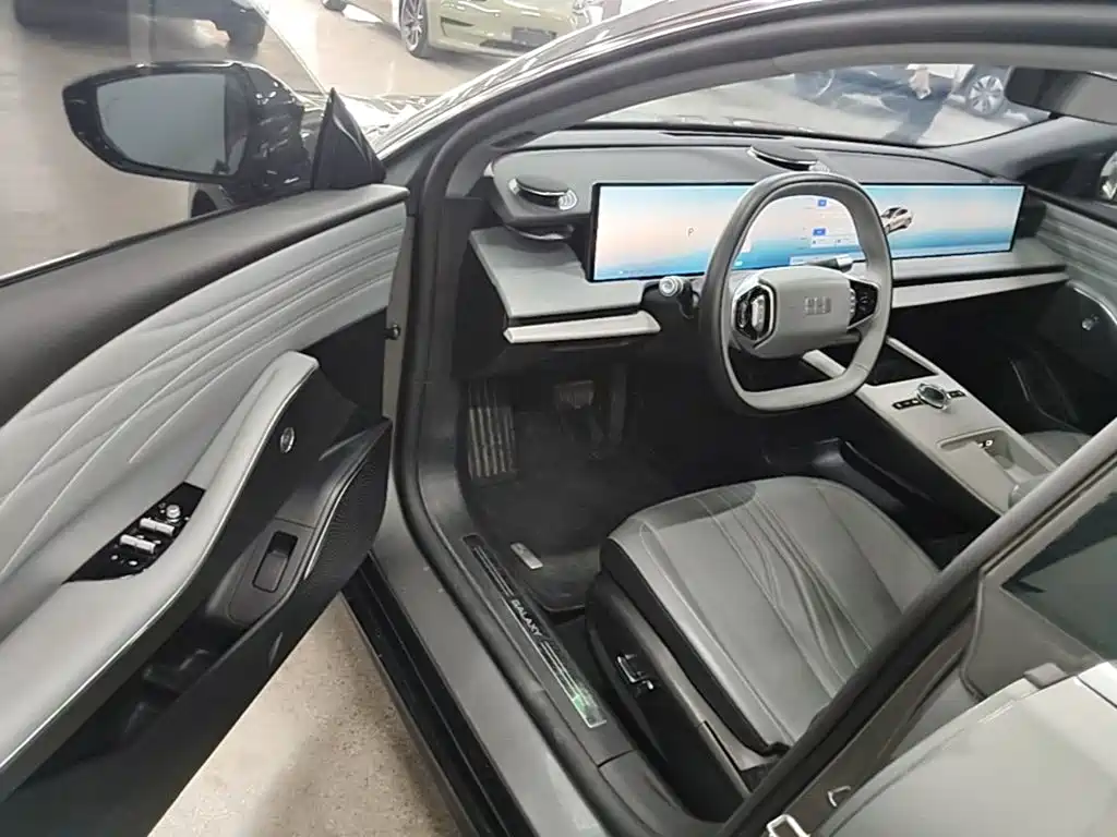 Galaxy Galaxy E8 — миниатюра 16