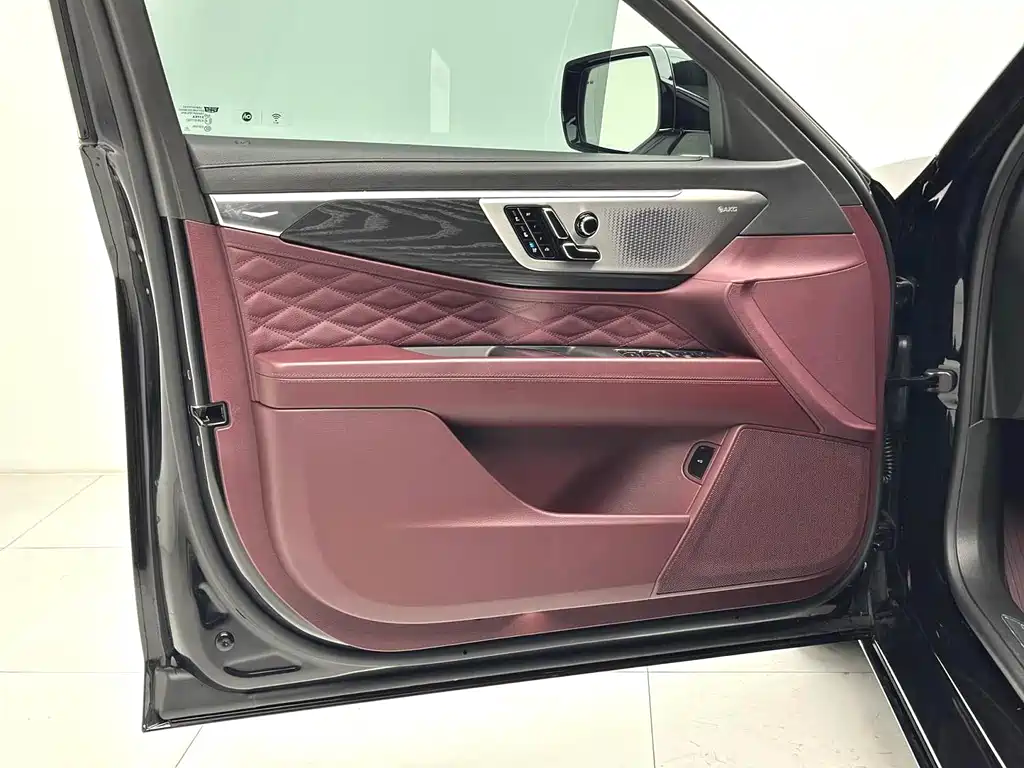 Cadillac CT6 — миниатюра 13