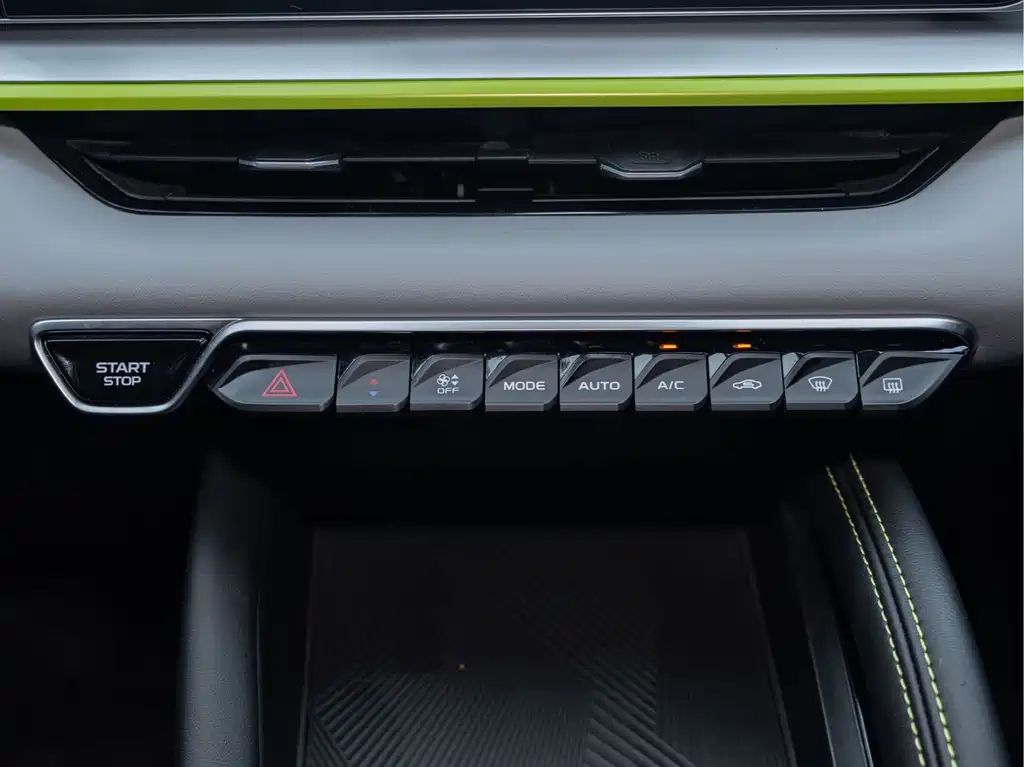 Geely Binyue — миниатюра 19