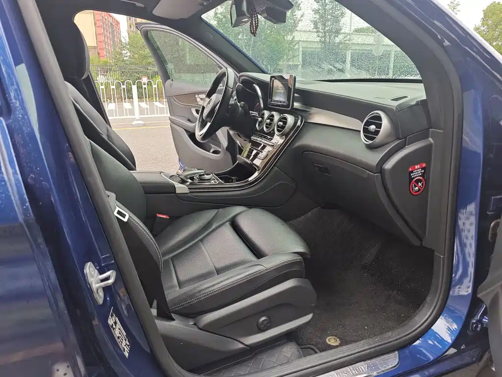 Mercedes-Benz GLC — миниатюра 9