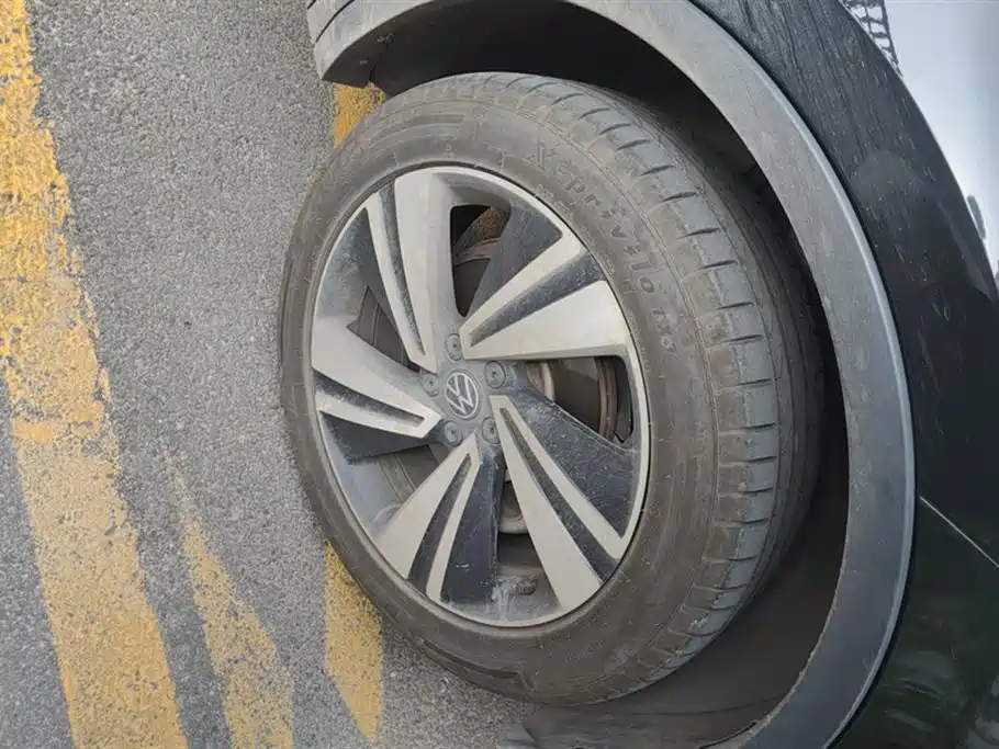 Volkswagen Tiguan X X 2021 330TSI Flagship
