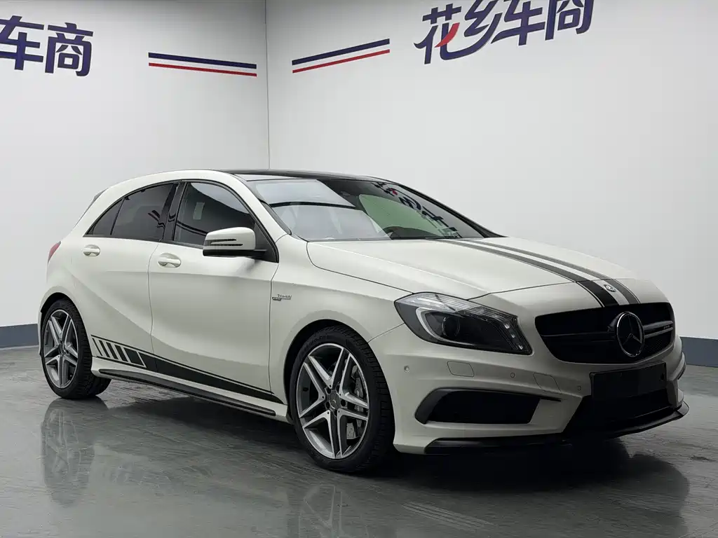 Mercedes-Benz A-Class AMG (Import) — миниатюра 3