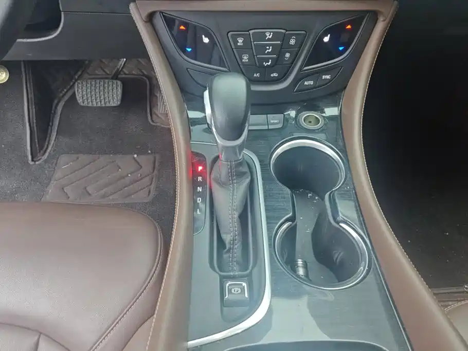Buick Envision Plus — миниатюра 16