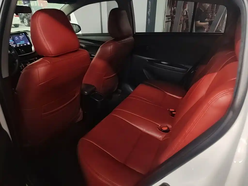 Toyota Yaris L — миниатюра 17