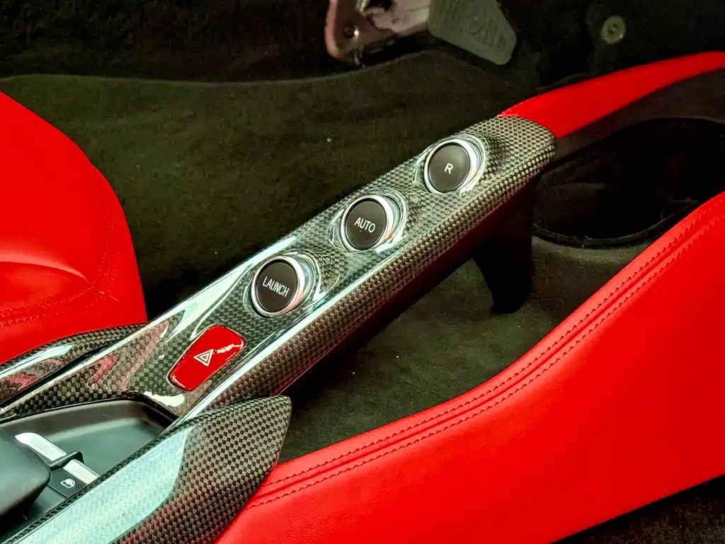 Ferrari F8 — миниатюра 14