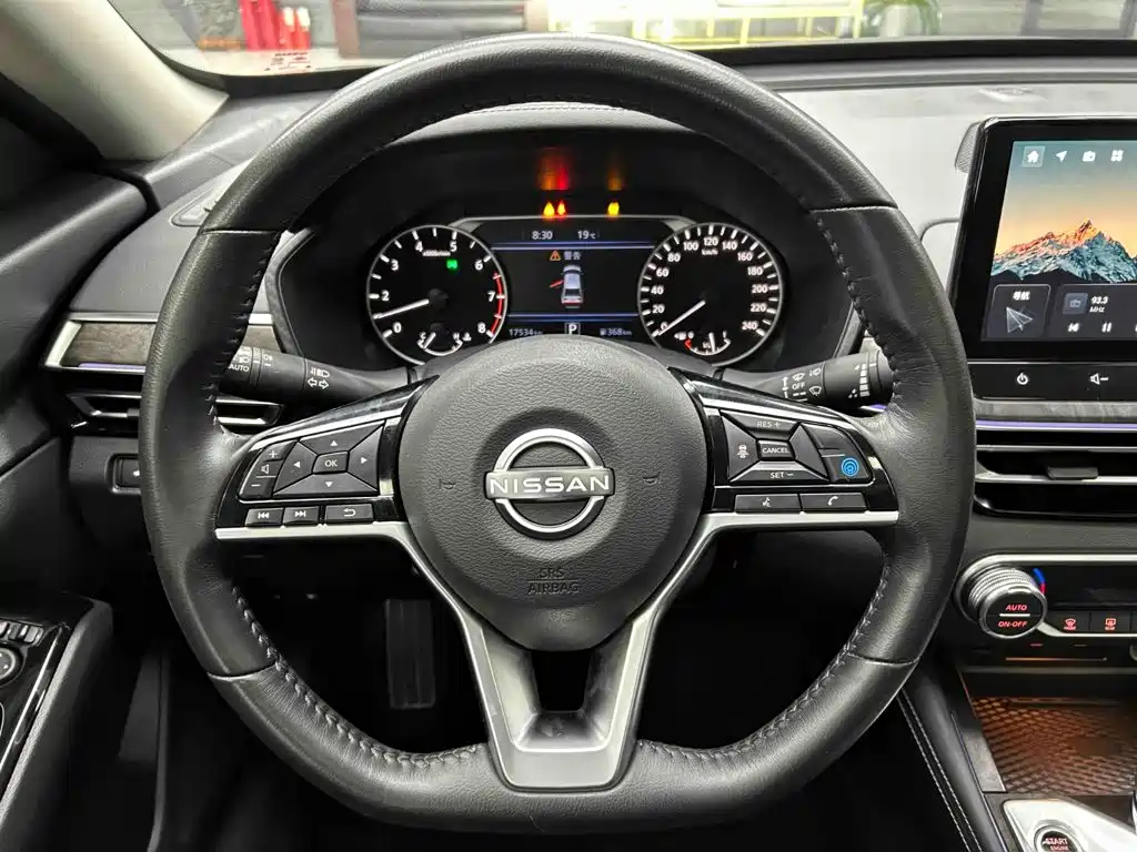 Nissan Teana — миниатюра 8