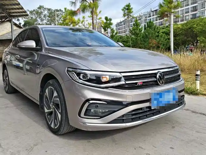 Volkswagen Bora — миниатюра 2