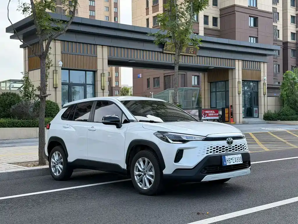 Toyota Corolla Cross — миниатюра 3