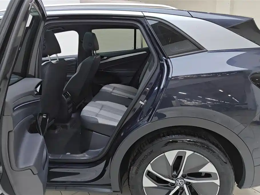 VOLKSWAGEN ID.4 CROZZ