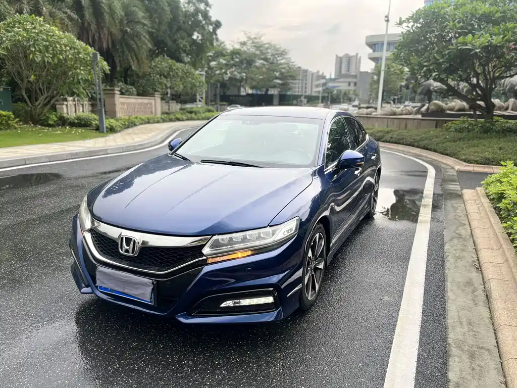 Купить Honda Spirior