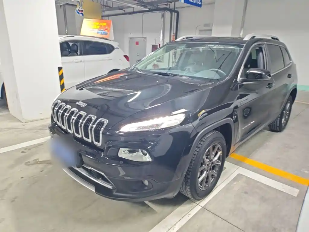 Jeep Cherokee