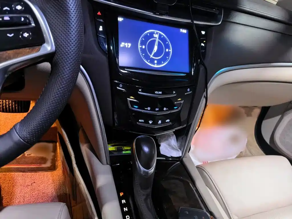 Cadillac XTS — миниатюра 6