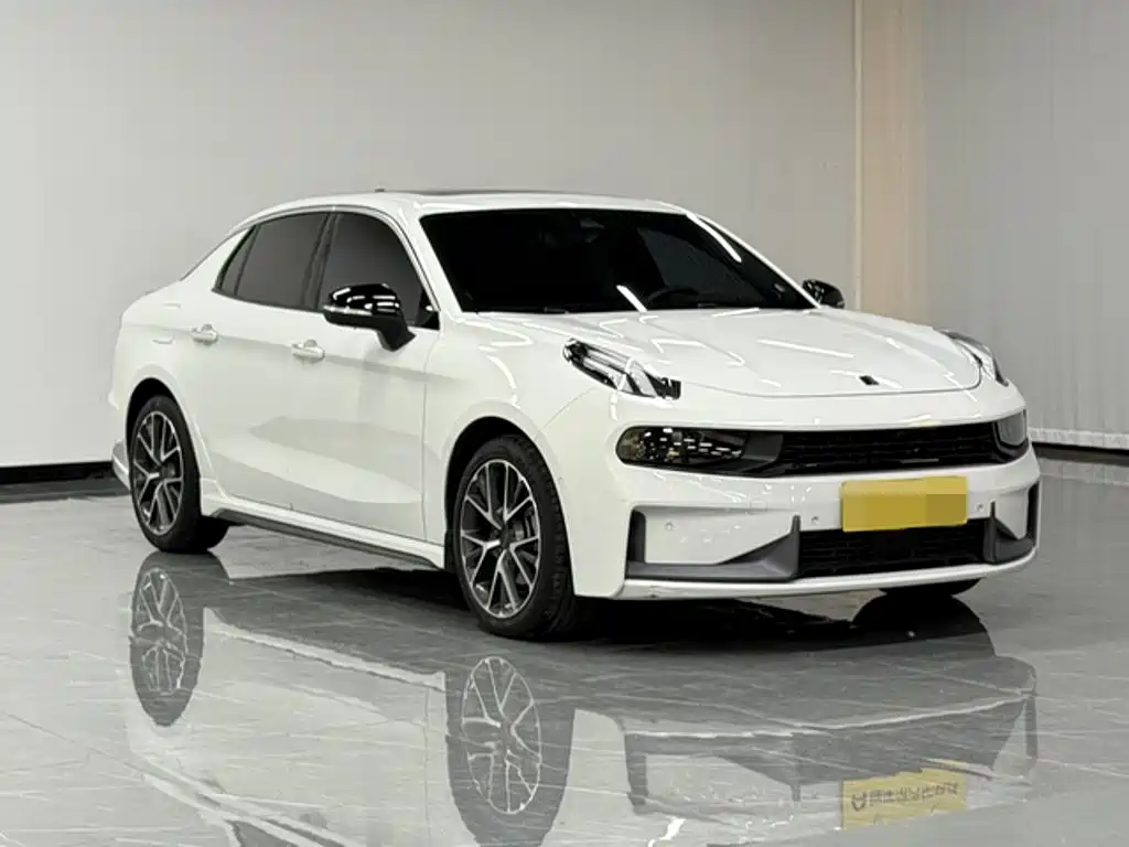 Lynk & Co 03 — миниатюра 7