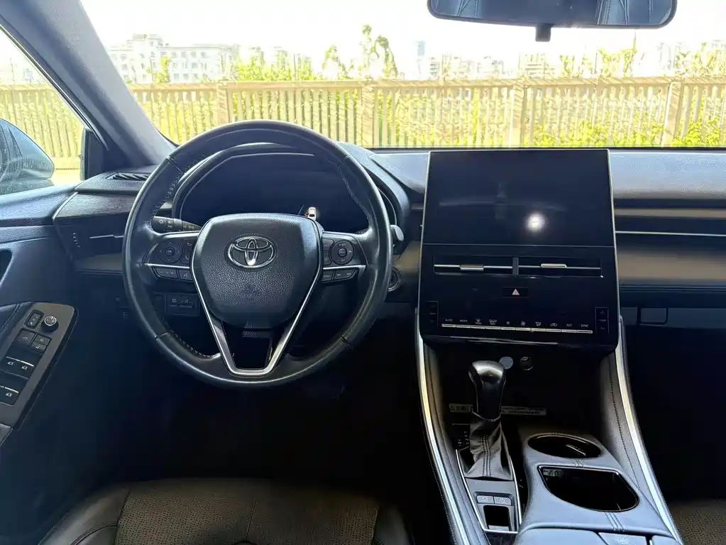 Toyota Avalon — миниатюра 16