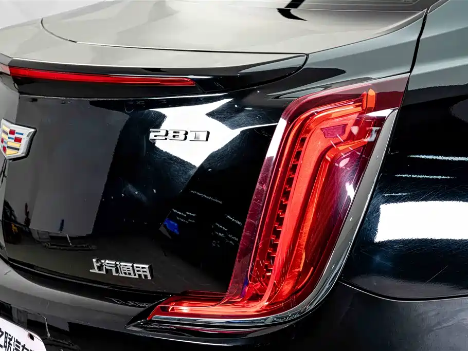 Cadillac XTS — миниатюра 8