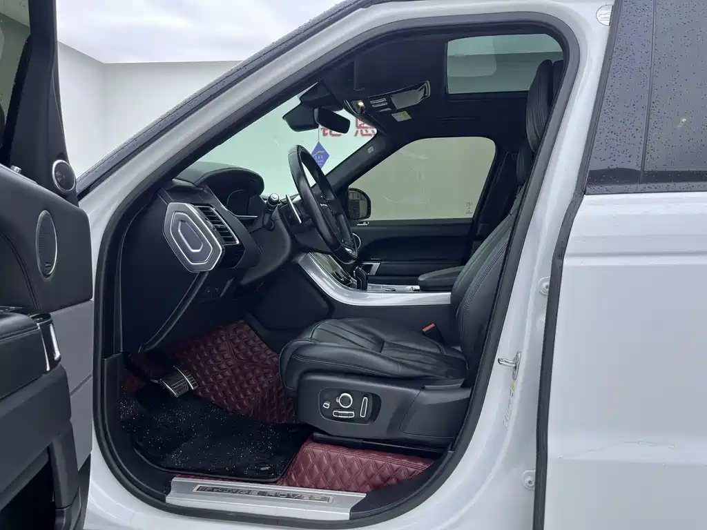 Land Rover Sport — миниатюра 9