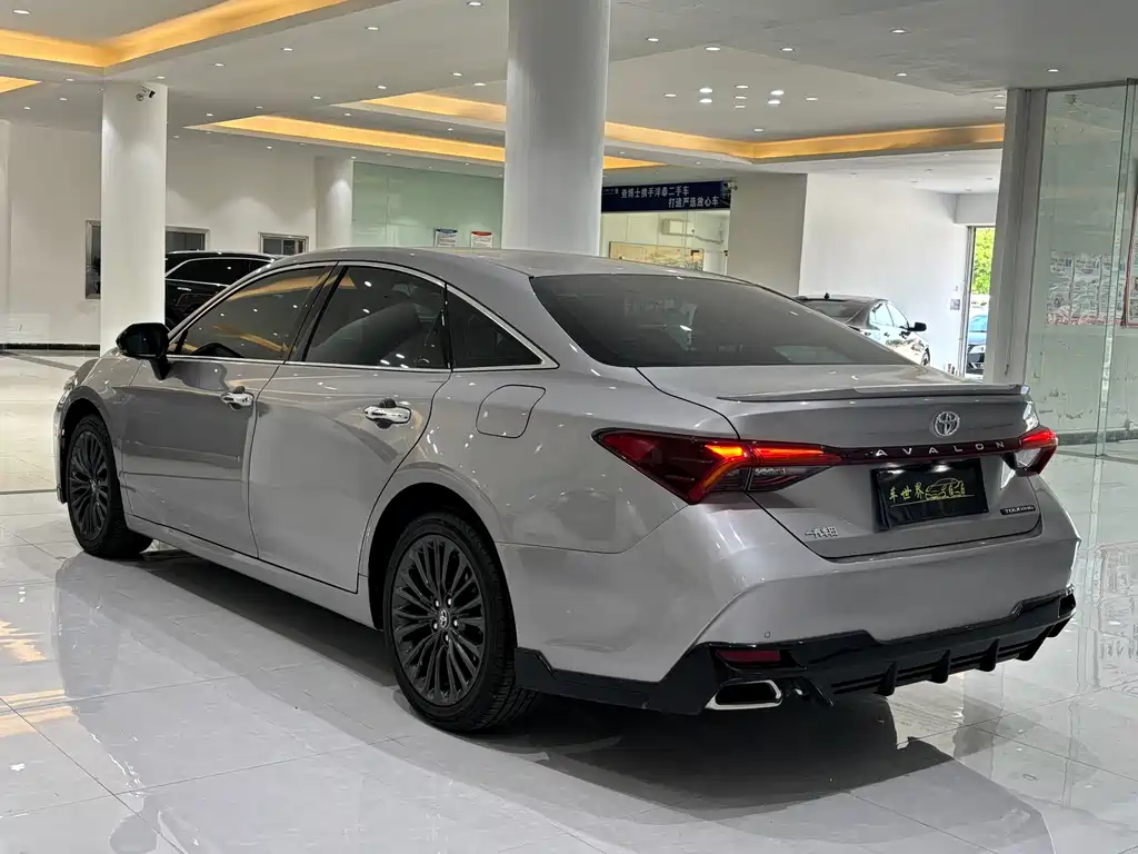 TOYOTA ASIAN DRAGON