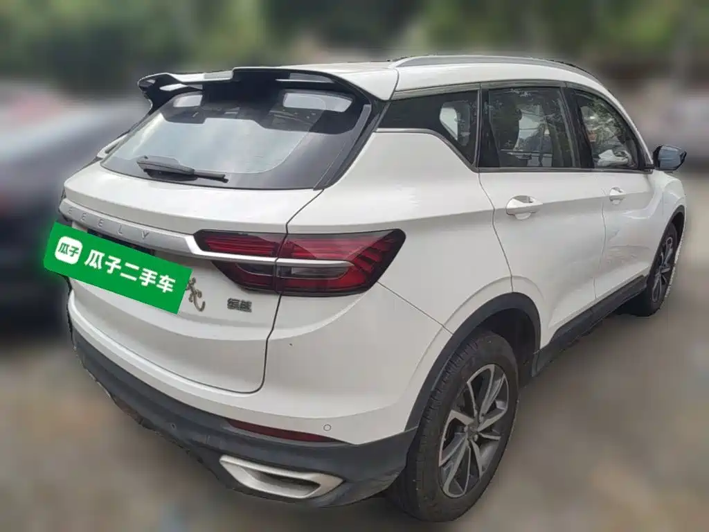 Geely Binyue — миниатюра 10