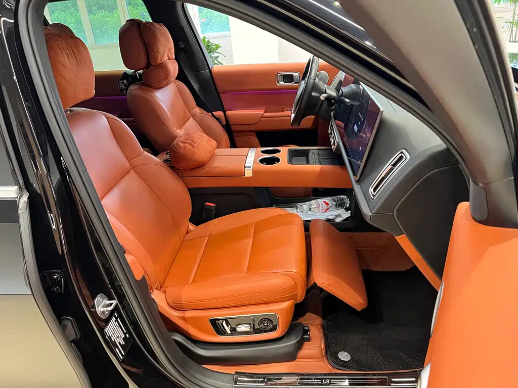 Li Auto Li L8 — миниатюра 11