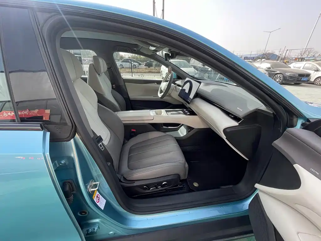 Changan Deepal DARK BLUE L07