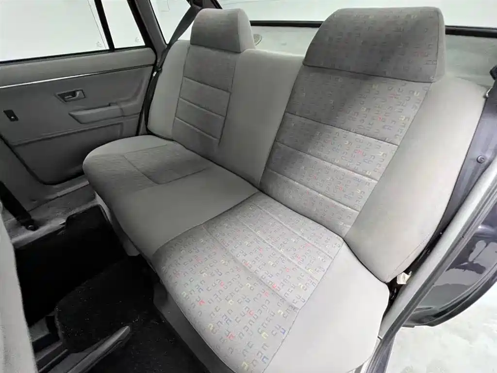 Volkswagen Santana Classic — миниатюра 12