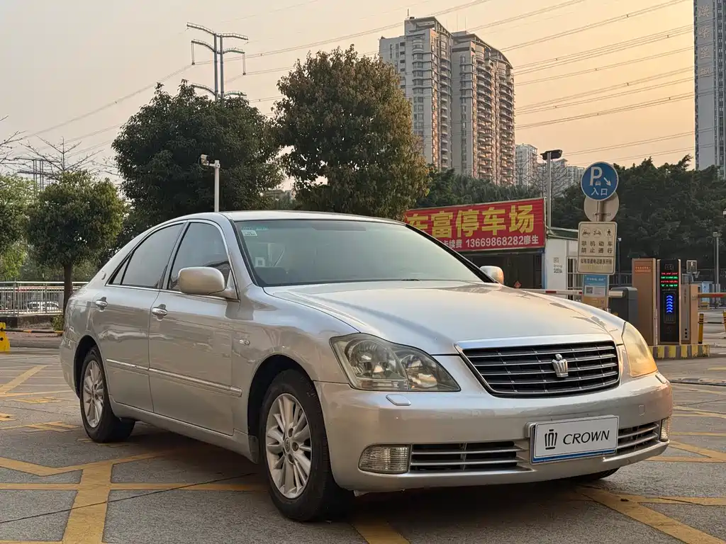 Toyota Crown 2005 3.0L Royal Saloon