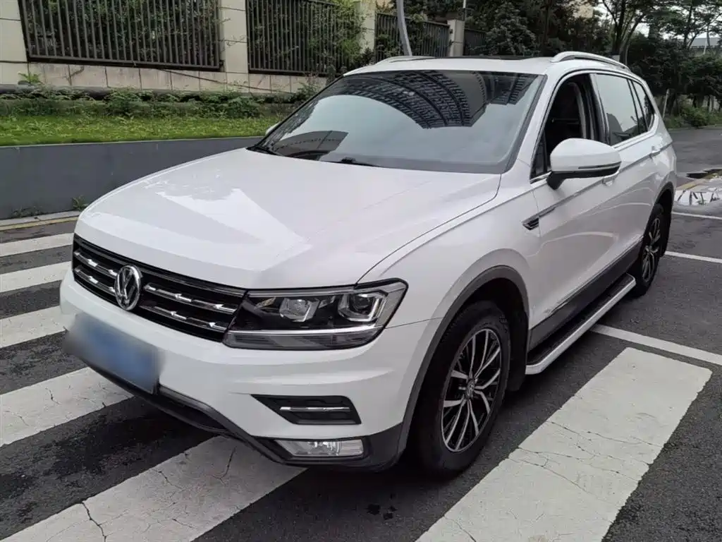 Купить Volkswagen Tiguan L