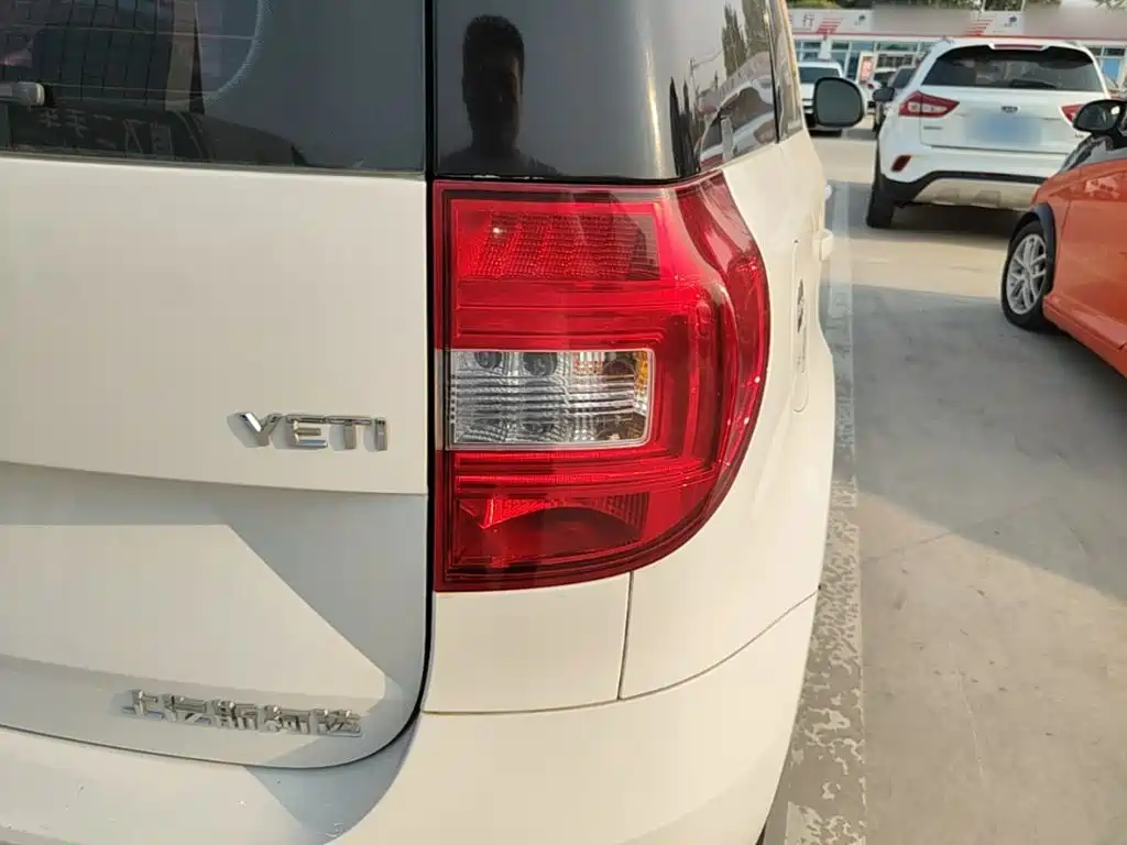 Skoda Yeti — миниатюра 8