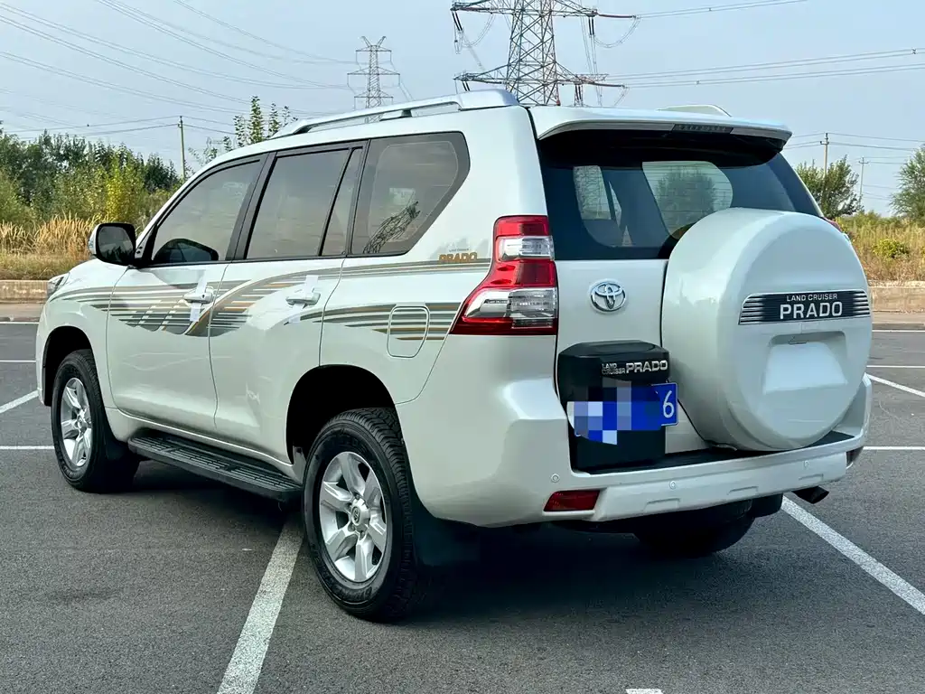 Toyota Prado — миниатюра 8