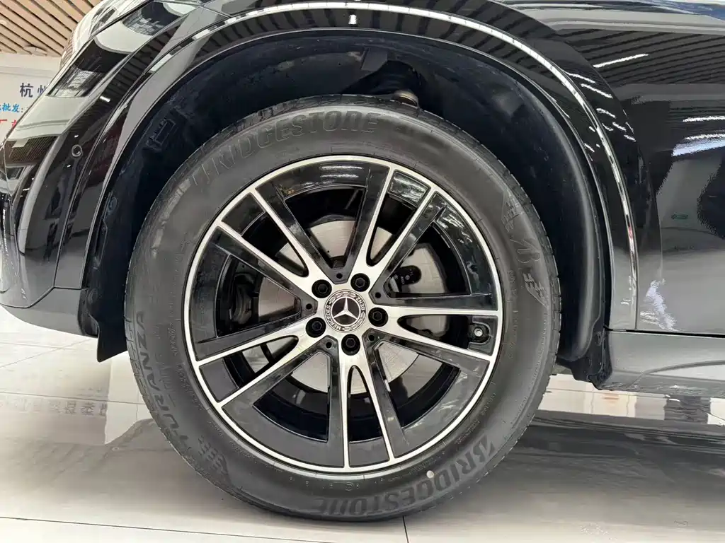 Mercedes-Benz GLC — миниатюра 22