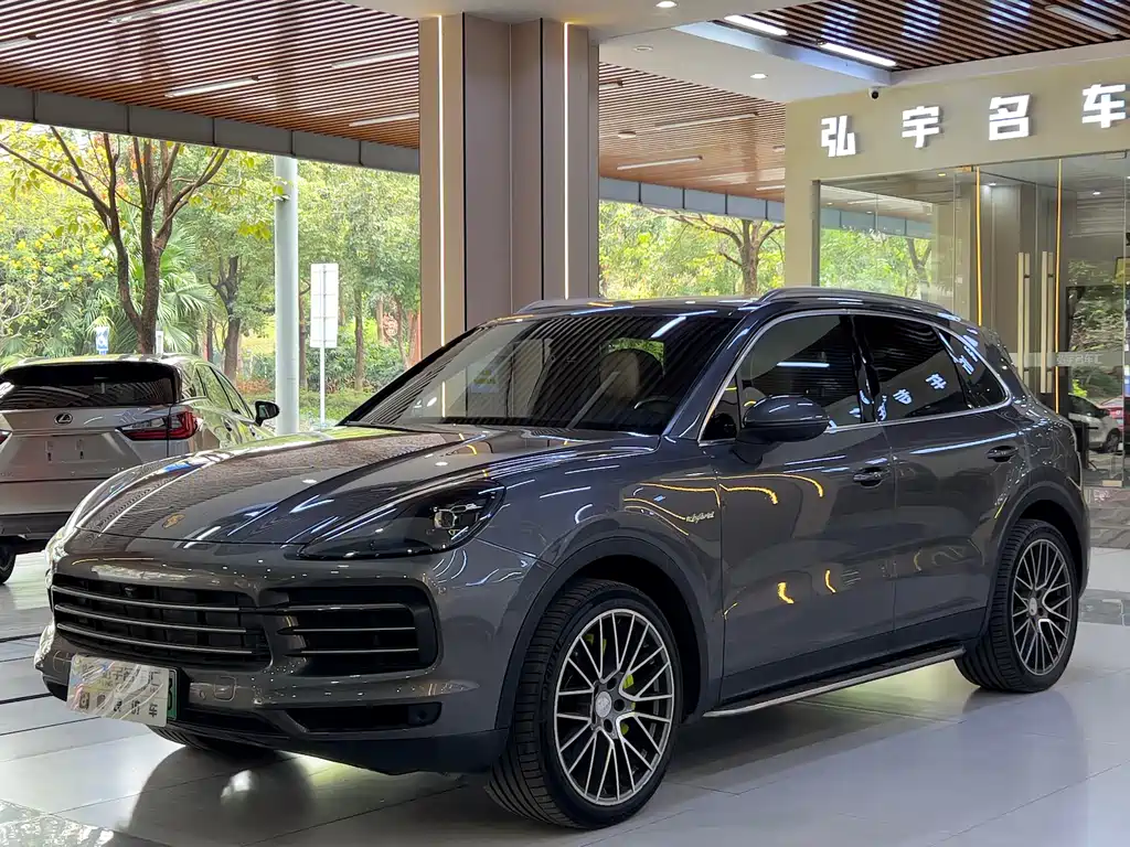 PORSCHE CAYENNE NEW ENERGY