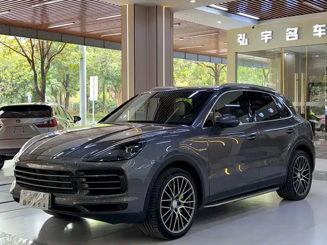 PORSCHE CAYENNE NEW ENERGY 2019