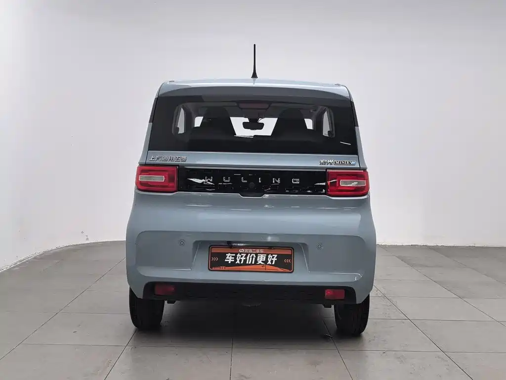 Wuling MINIEV — миниатюра 4