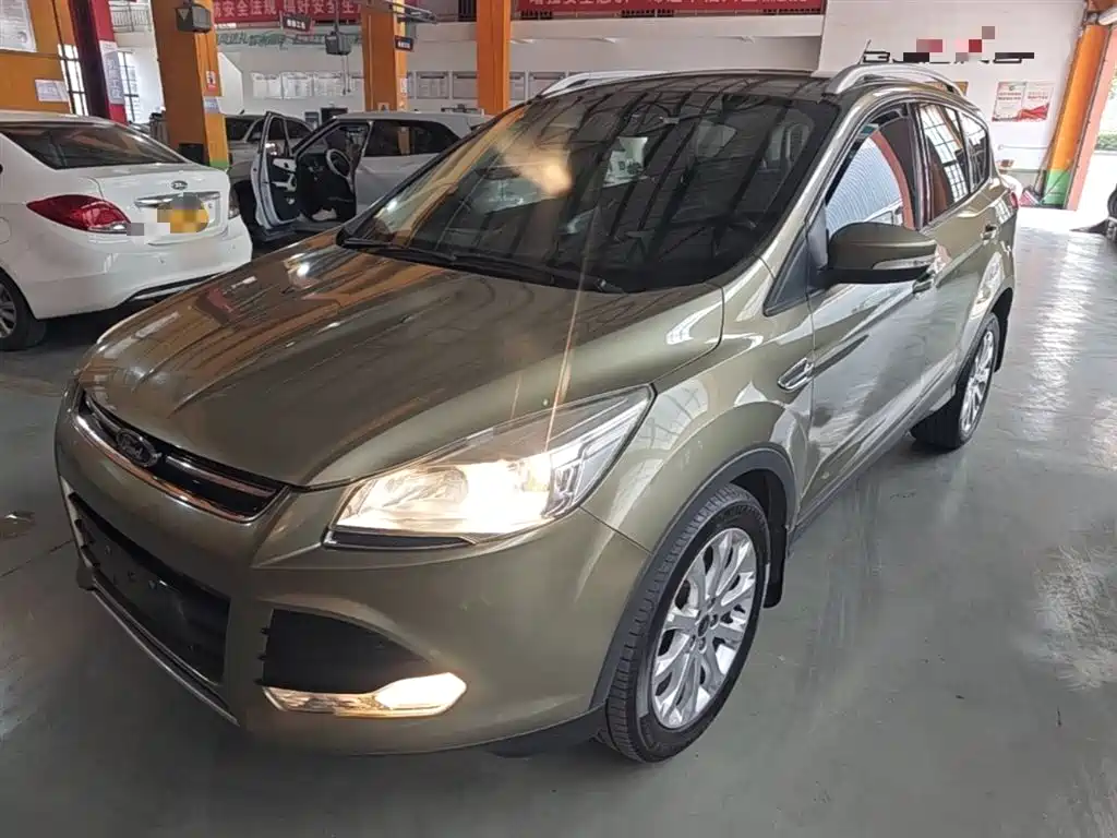 Купить Ford Kuga