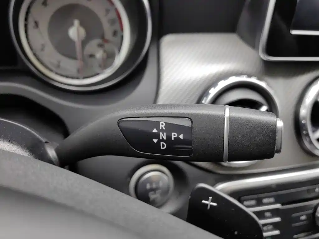 Mercedes-Benz GLA — миниатюра 13