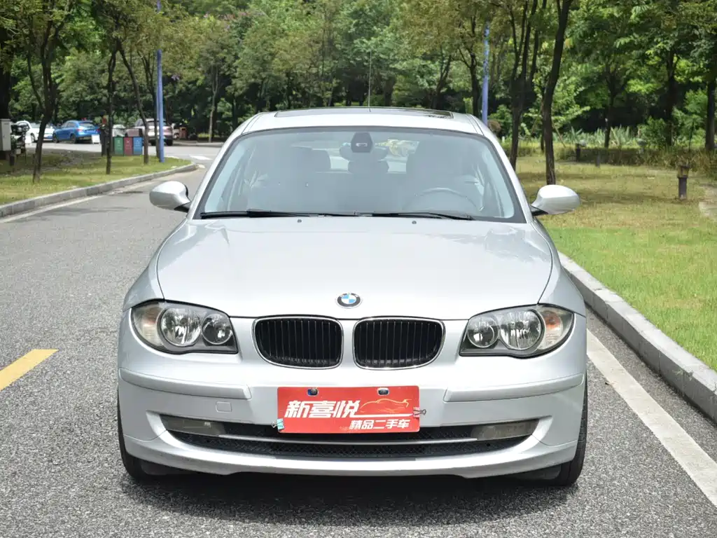 BMW 1 Series (Import) — миниатюра 2