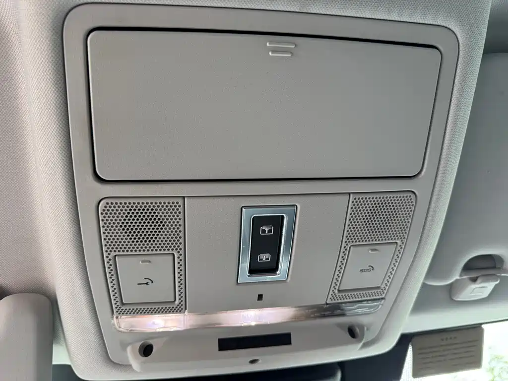 Land Rover Discovery Sport — миниатюра 19