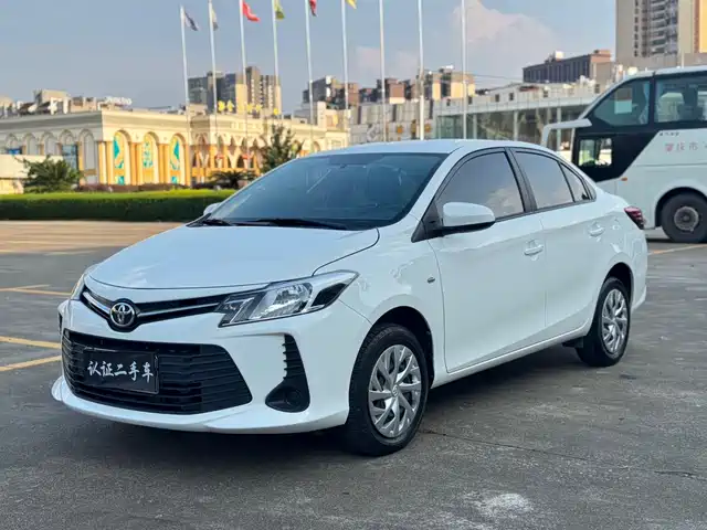 TOYOTA VIOS