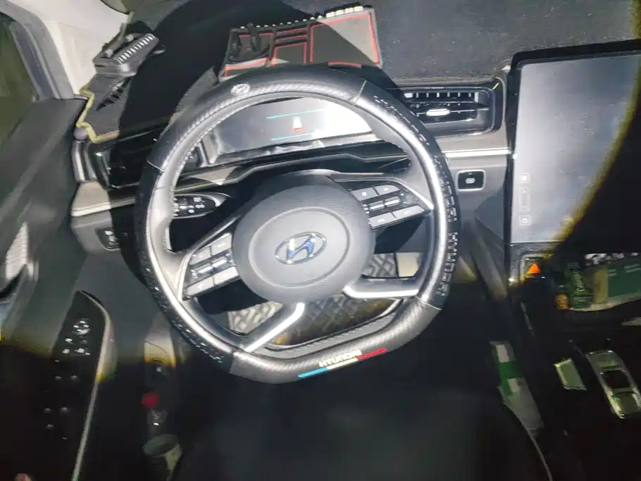 Hyundai Custo — миниатюра 15
