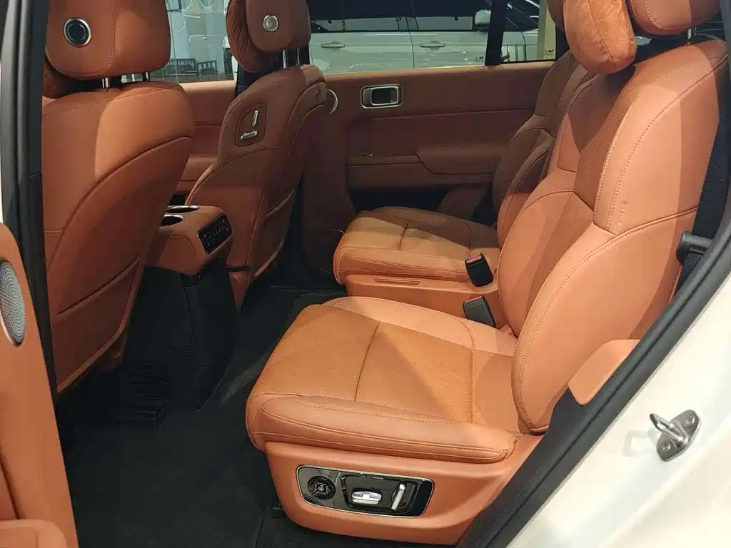 Li Auto Li L8 — миниатюра 13