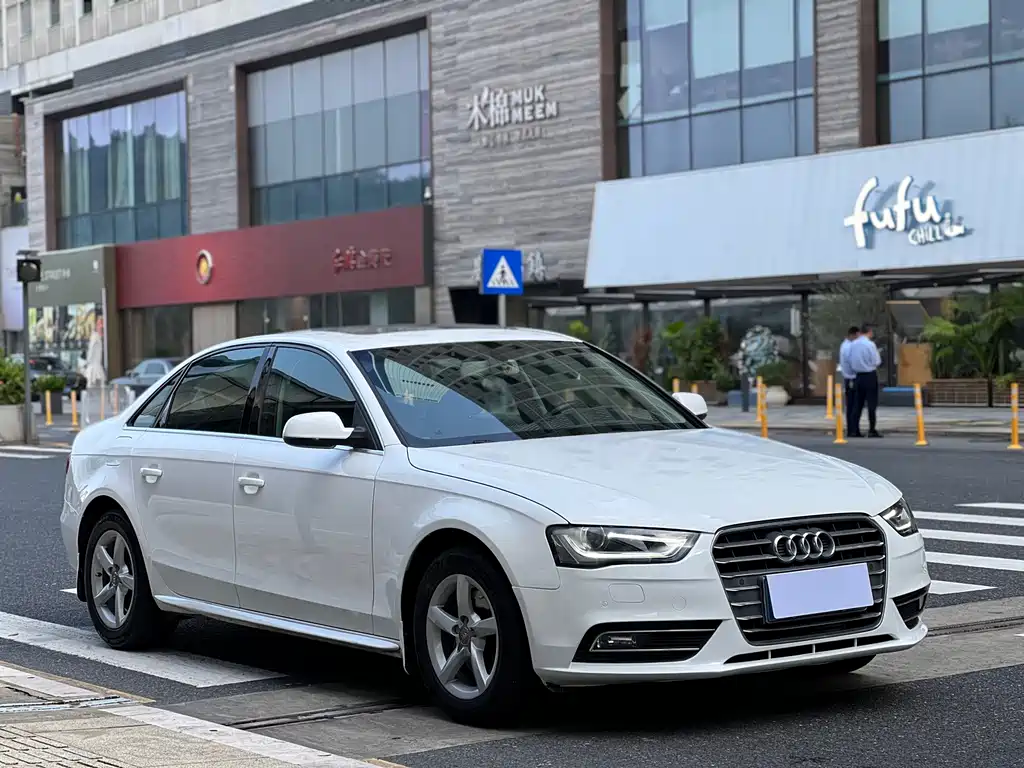 Audi A4L — миниатюра 2