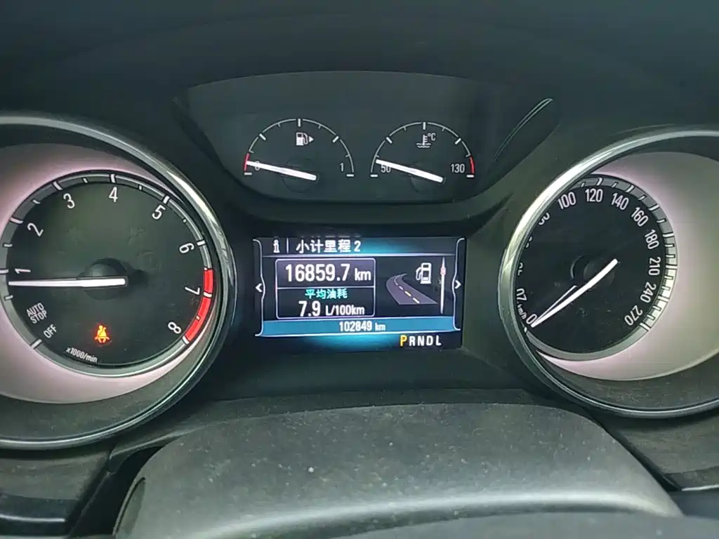 Buick Verano — миниатюра 12